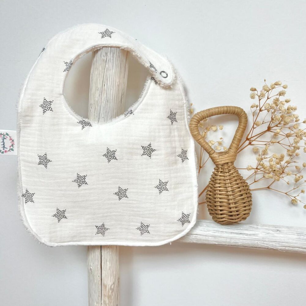 Ir a página babero-theo-baby-stars-gris