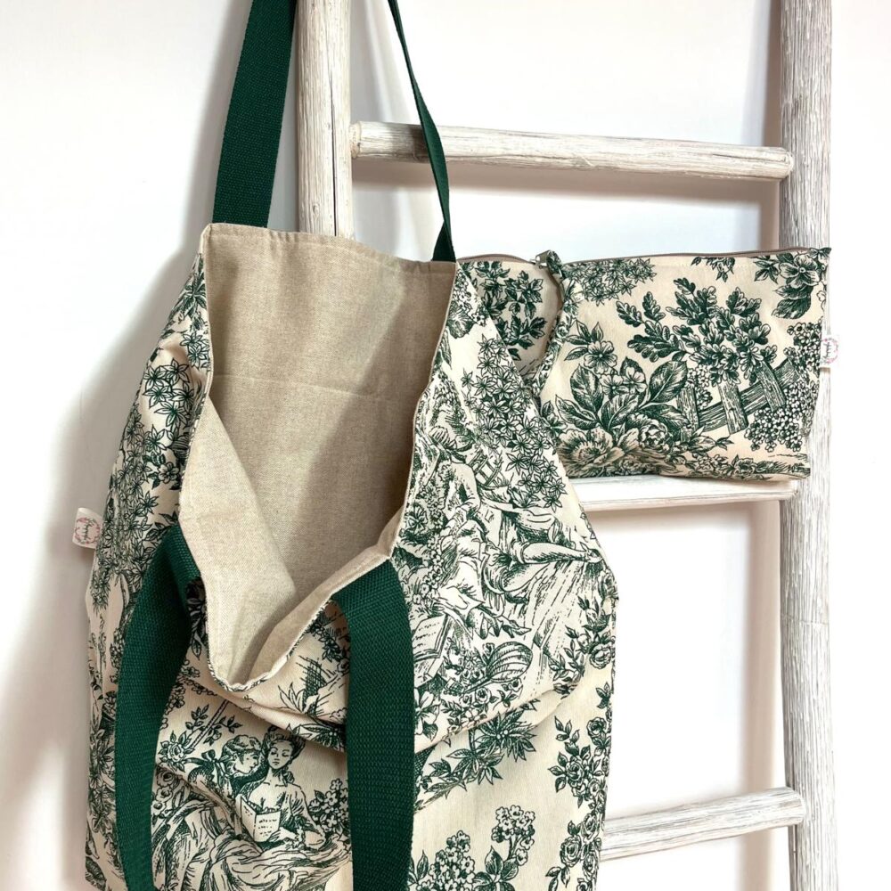 Ir a página bolsa-pepa-reversible-toile-de-jouy-verde