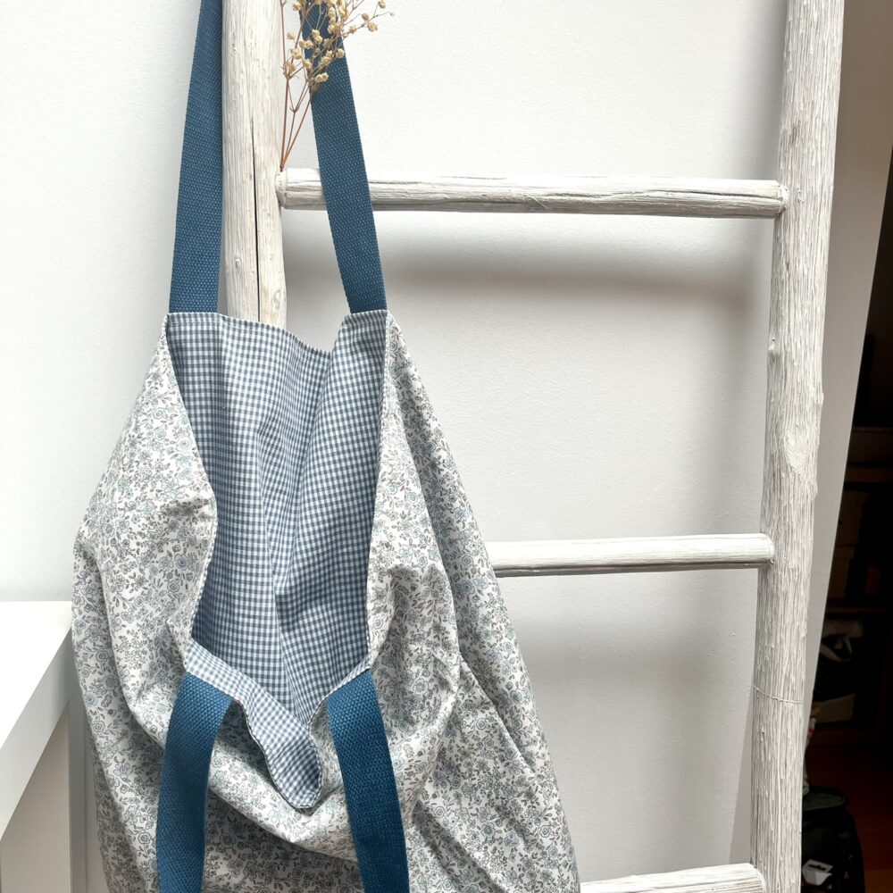 Bolsa Pepa reversible Liberty y vichy celeste
